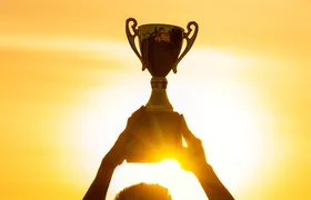 Erfolgreiche Leader erreichen ihre Ziele bei der Schuppan Leadership Akademie